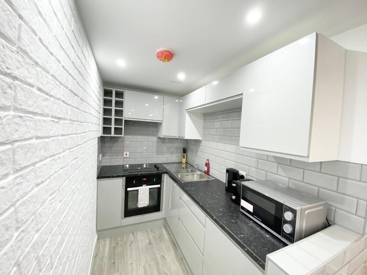 One Bed Apartment - City Centre Manchester Exterior photo
